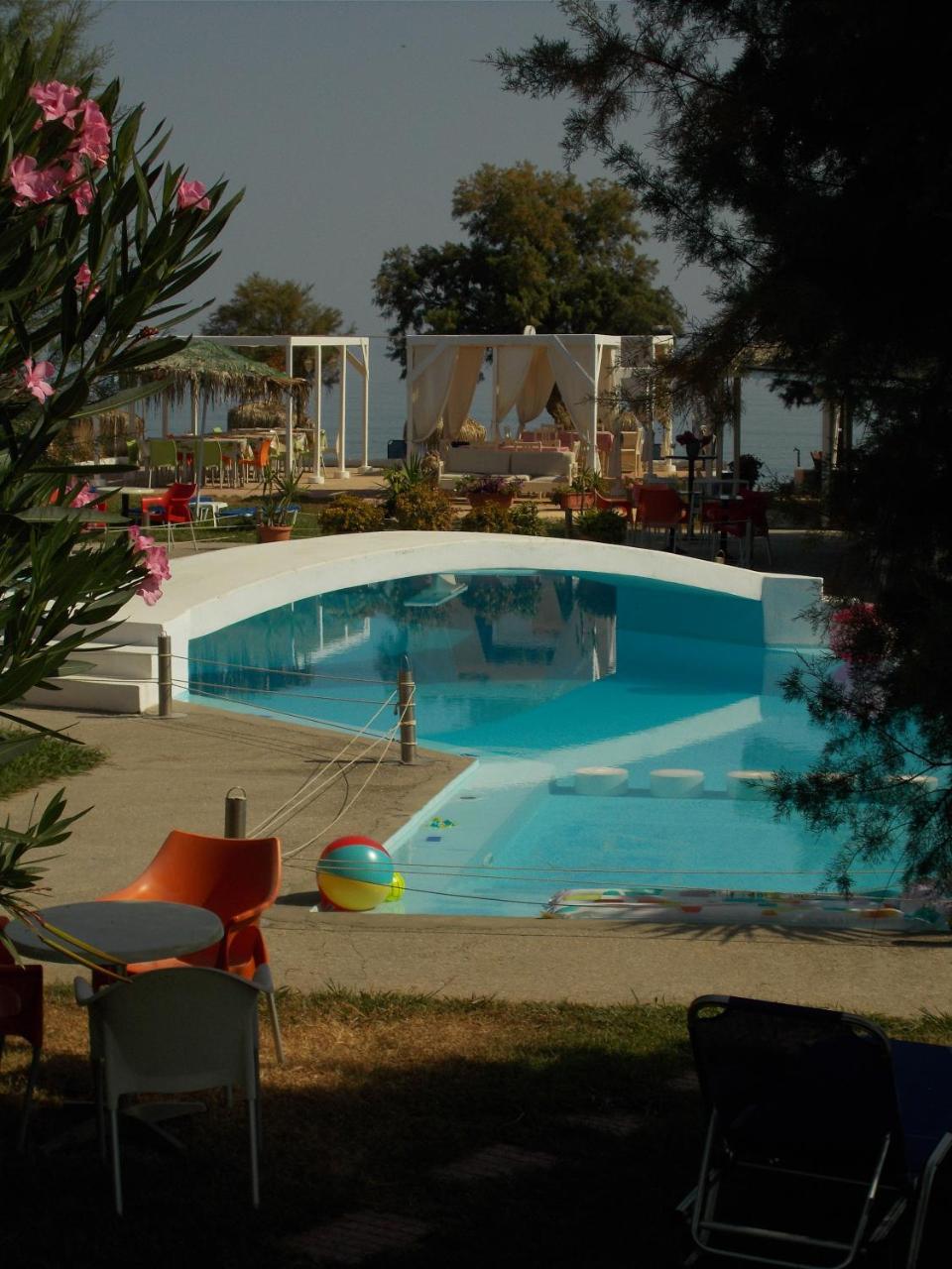 Hippokratis Apartments Jeráni Haníon Kültér fotó